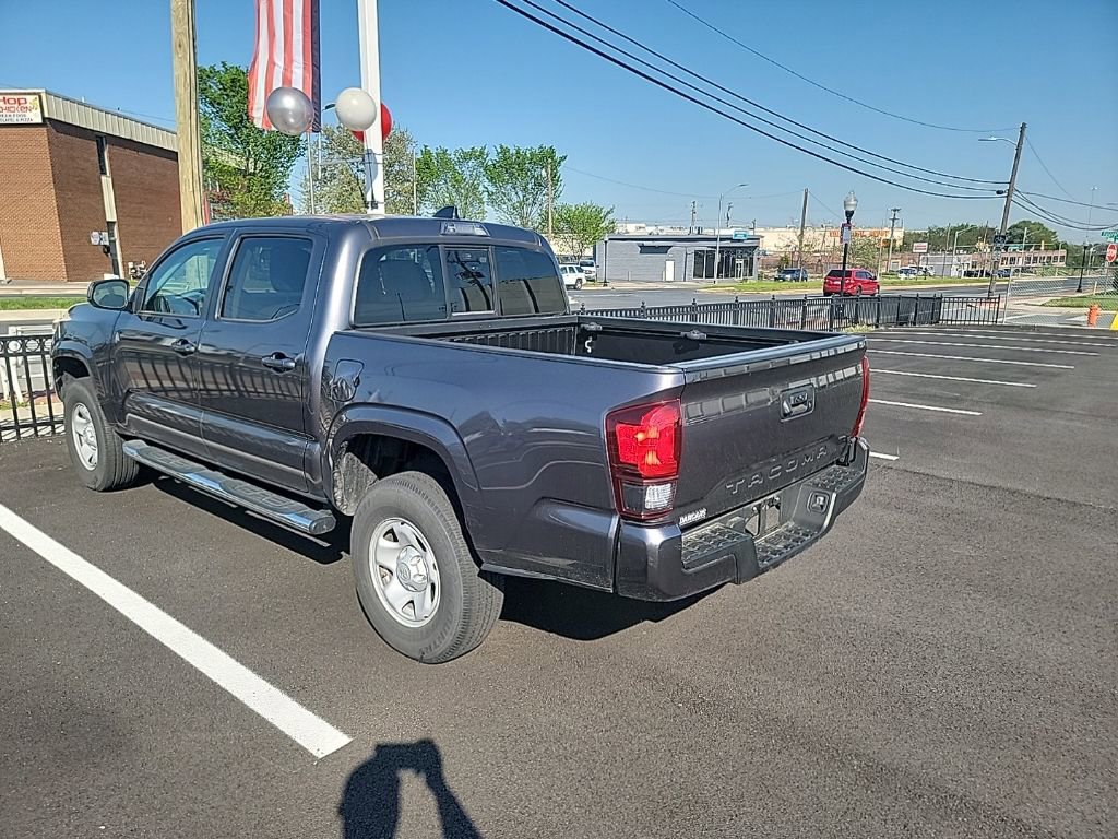 Used 2022 Toyota Tacoma SR w/ SR Convenience Package image 7