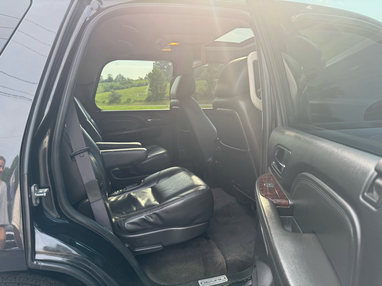 Used 2012 GMC Yukon Denali image 21