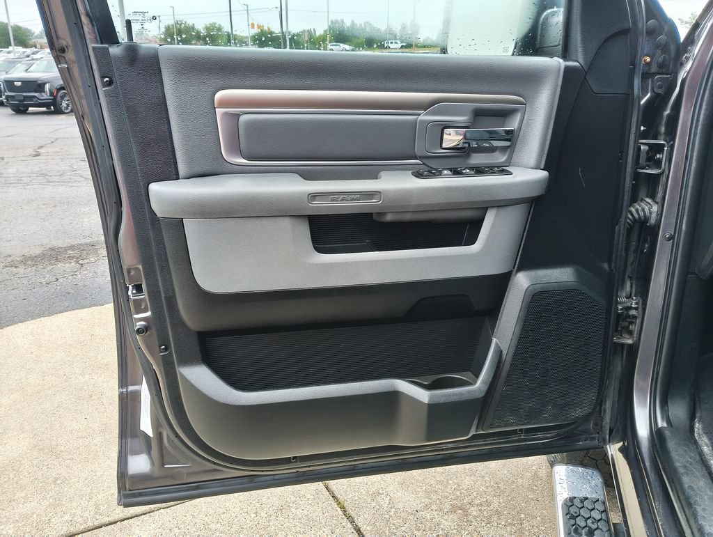 Used 2017 RAM 1500 Big Horn AWD/4WD image 10
