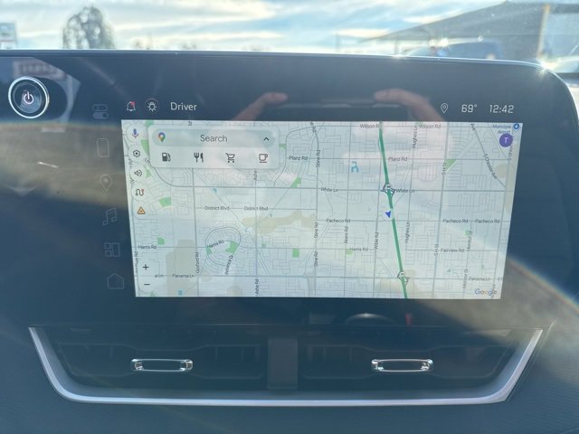 Used 2025 Chevrolet Equinox LT image 17