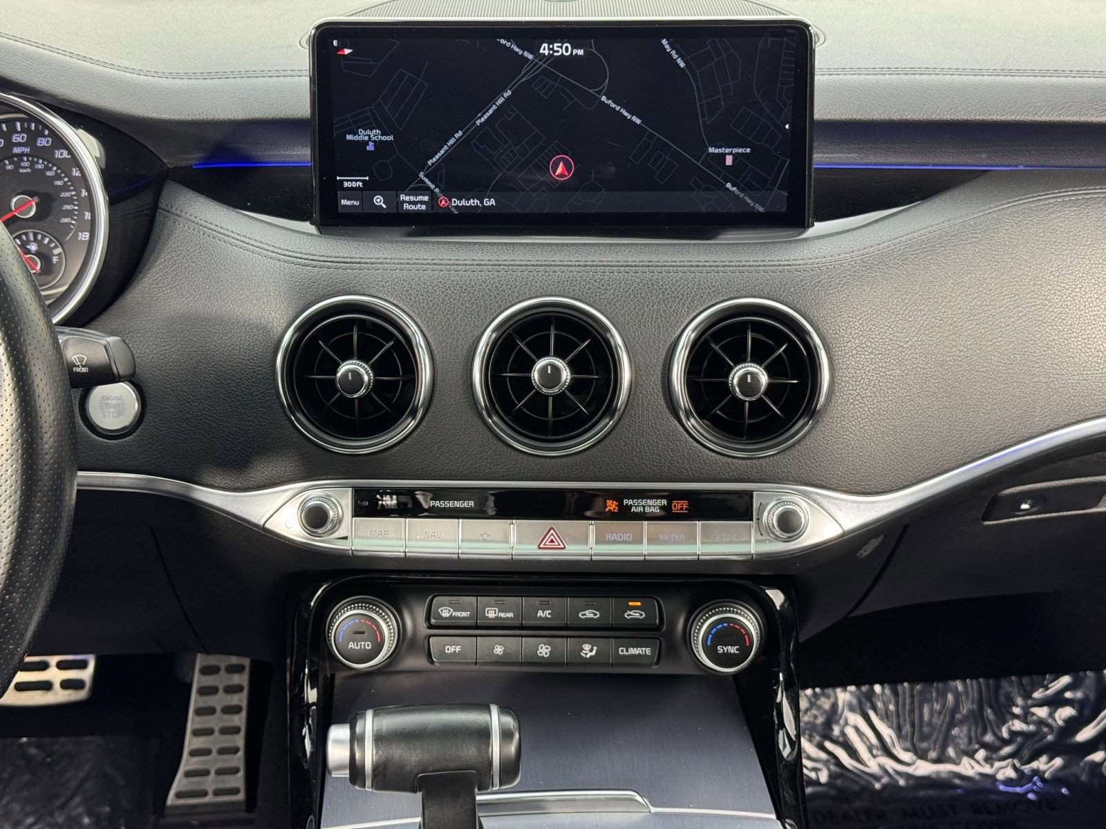 Used 2022 Kia Stinger GT1 image 23