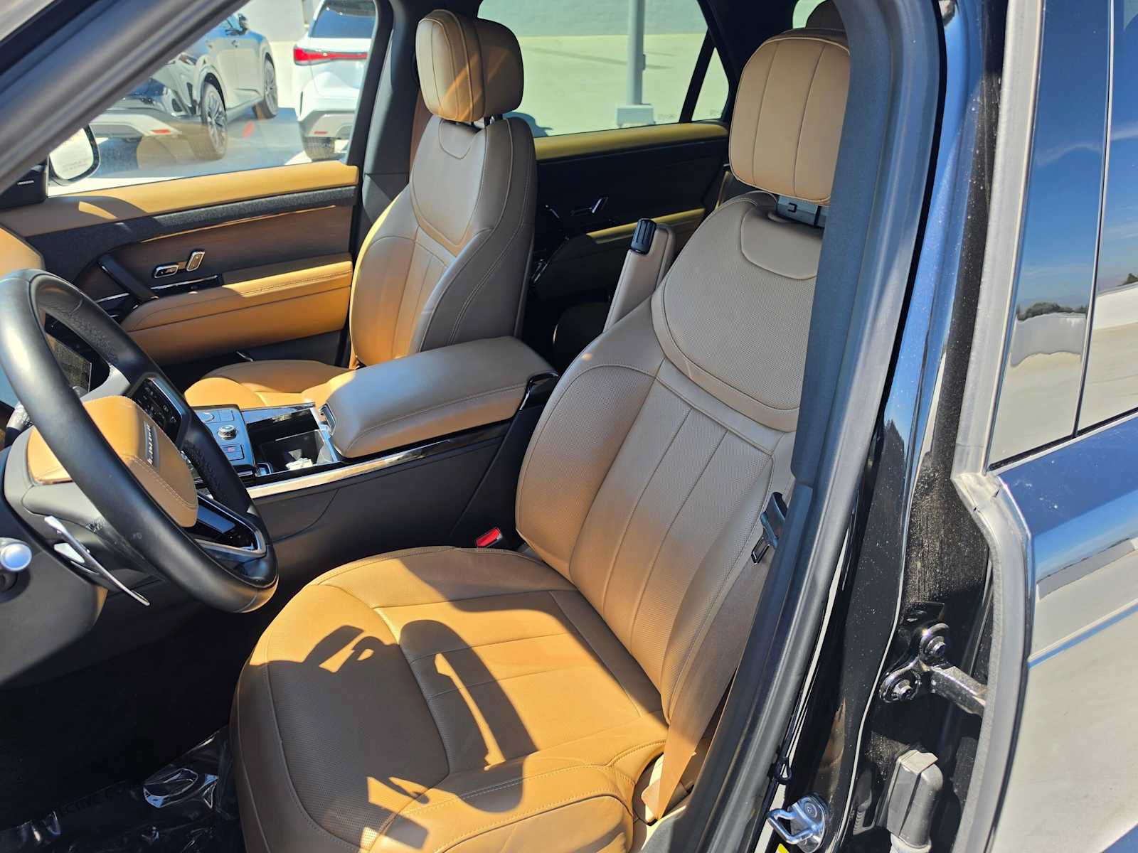Used 2023 Land Rover Range Rover Sport SE AWD/4WD image 21