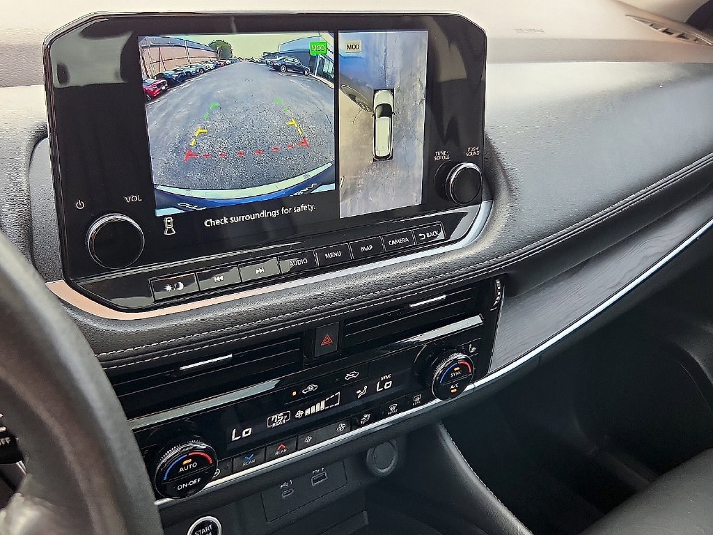 Used 2021 Nissan Rogue SL w/ Premium Package FWD image 16