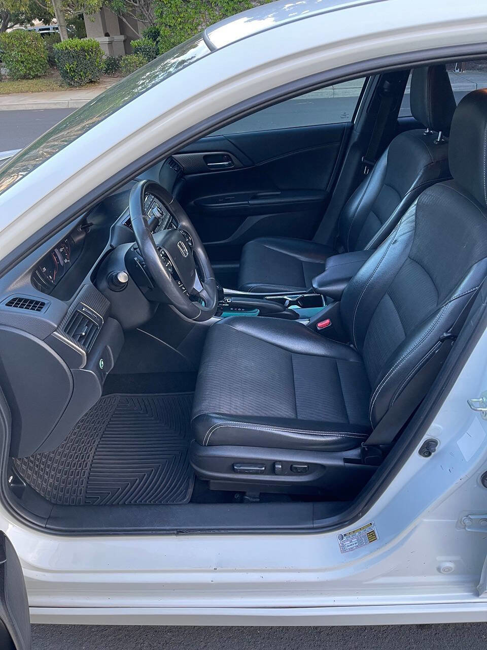 Used 2016 Honda Accord Sport image 7