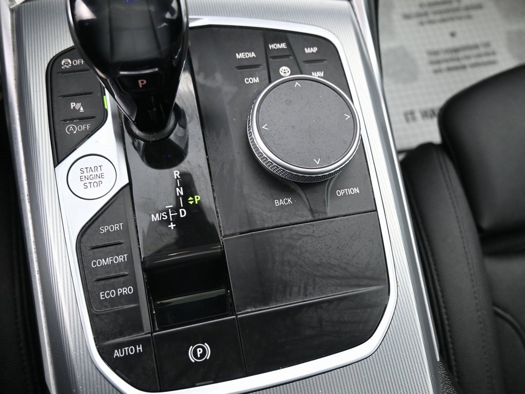 Used 2021 BMW 330i xDrive Sedan w/ Convenience Package image 17