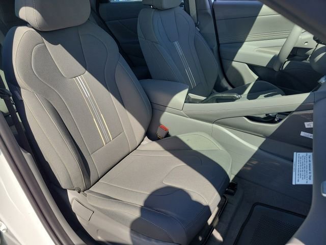 New 2026 Hyundai Elantra Sport image 17