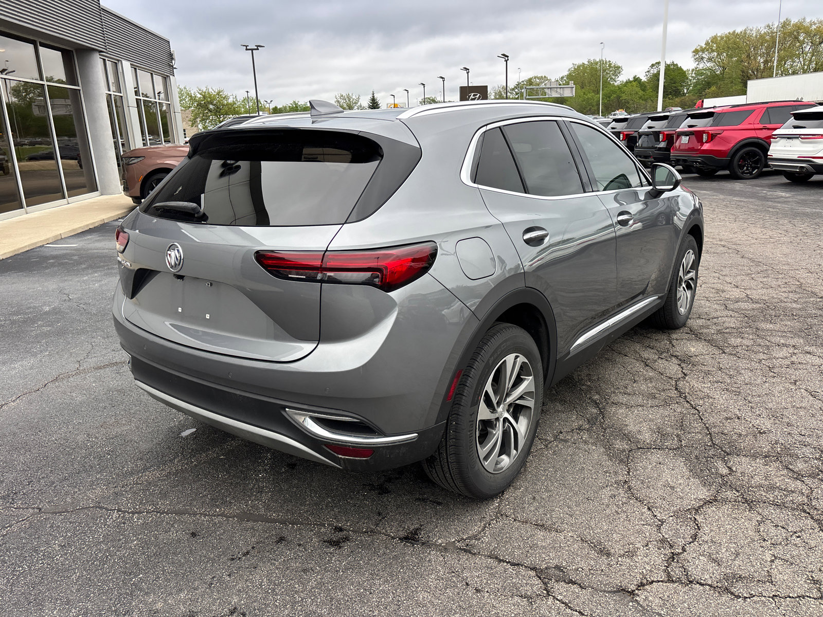 Used 2021 Buick Envision Essence w/ Technology Package I FWD image 7