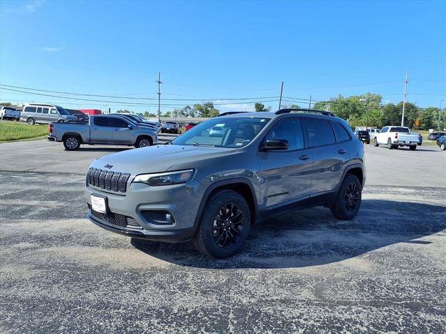 Used 2023 Jeep Cherokee Altitude Lux image 24