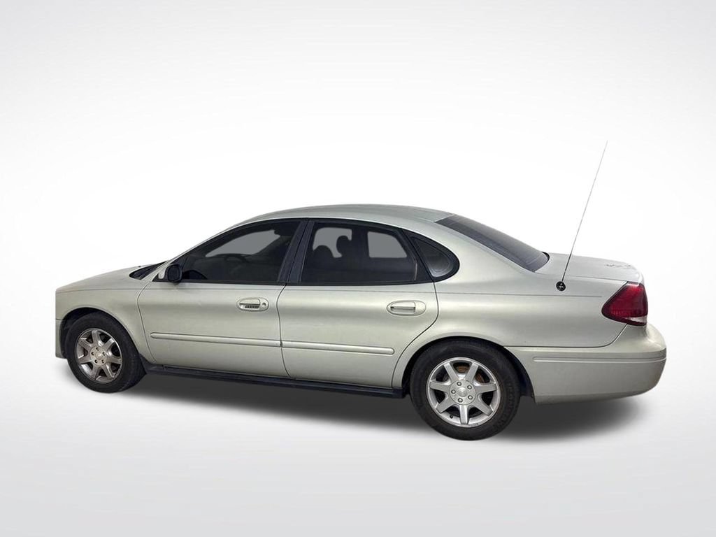Used 2007 Ford Taurus SEL FWD image 10