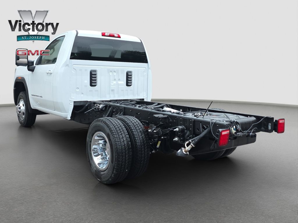 New 2026 GMC Sierra 3500 SLE AWD/4WD image 14