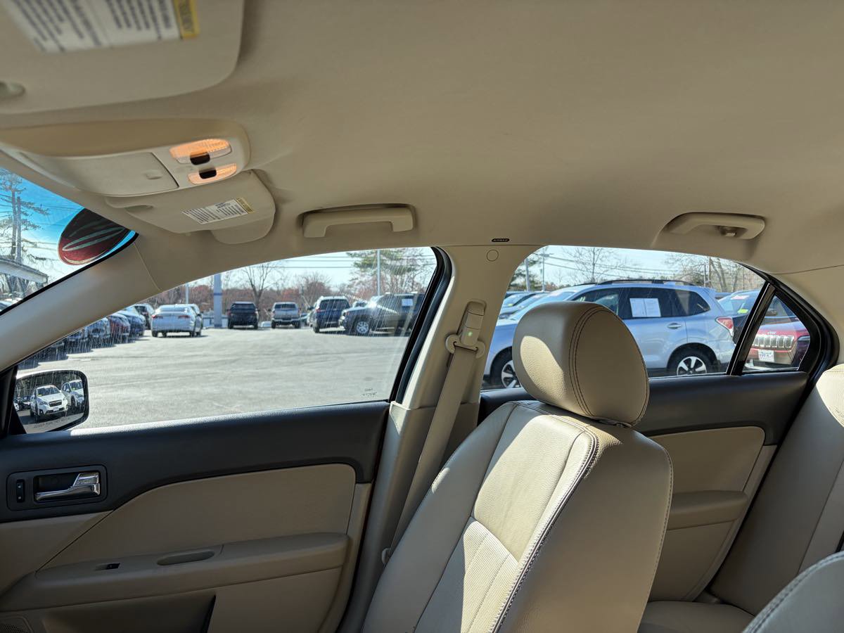 Used 2008 Mercury Milan Premier image 11