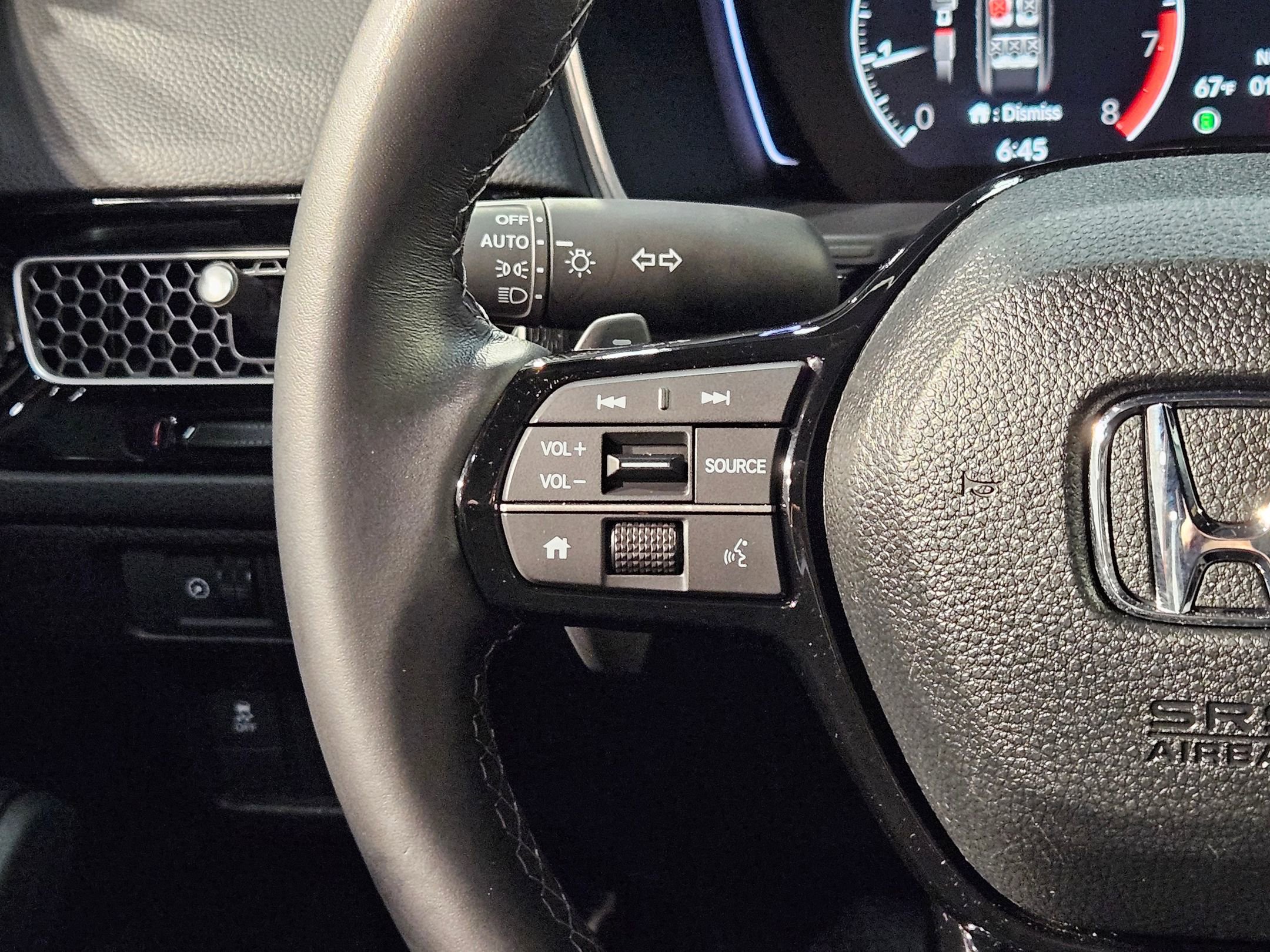 Used 2025 Honda Civic Sport image 27