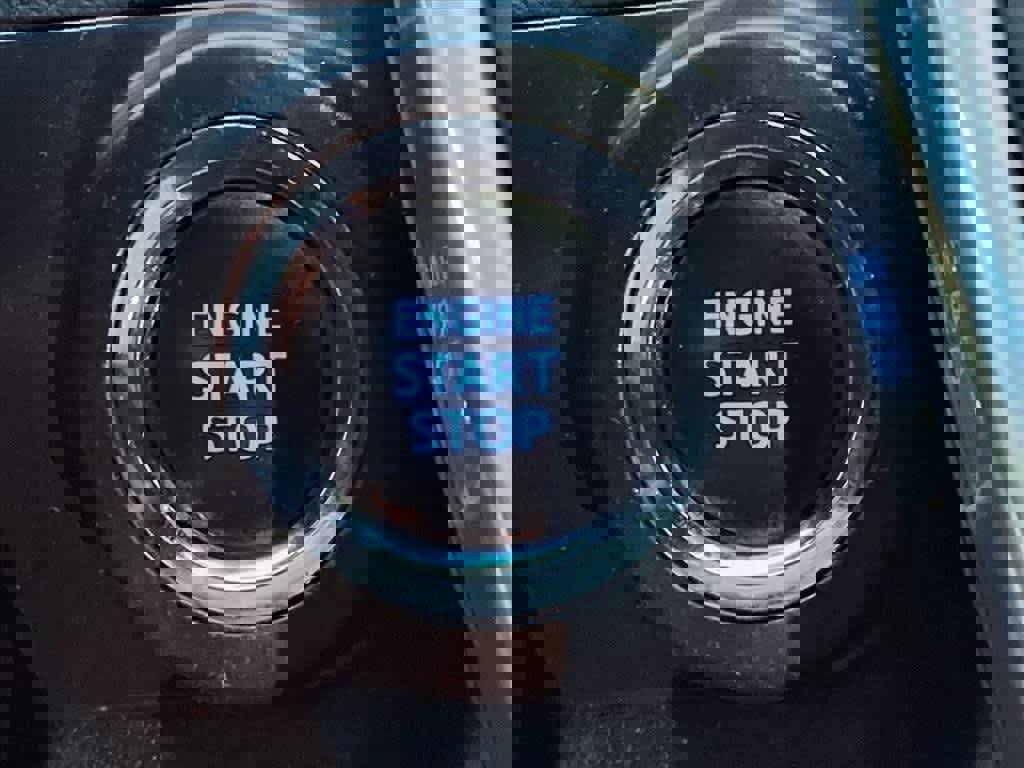 Used 2017 Toyota Camry LE image 24