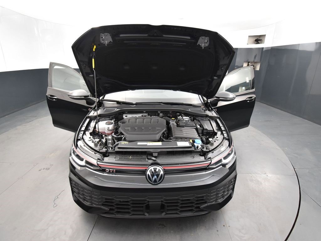 Used 2025 Volkswagen GTI SE image 16