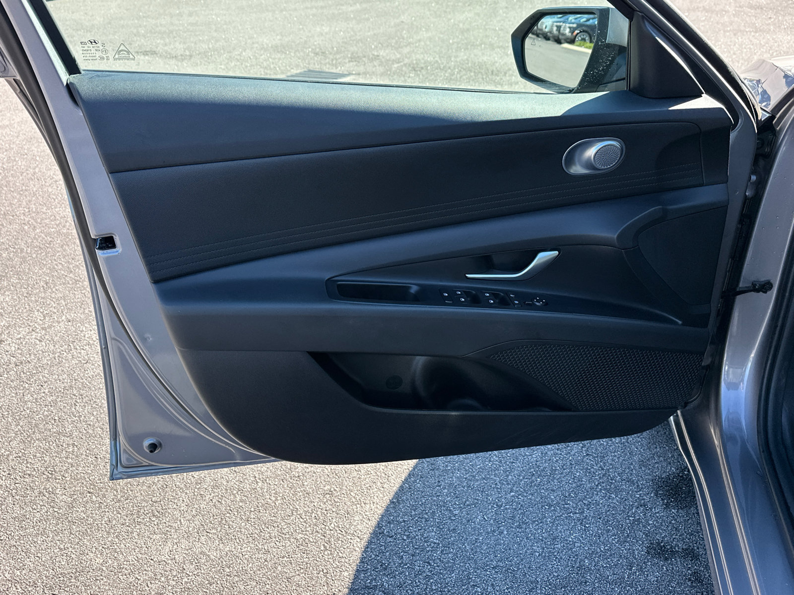 Certified 2024 Hyundai Elantra SEL FWD image 12