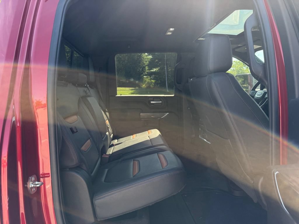 Used 2022 GMC Sierra 2500 AT4 w/ AT4 Premium Plus Package AWD/4WD image 12