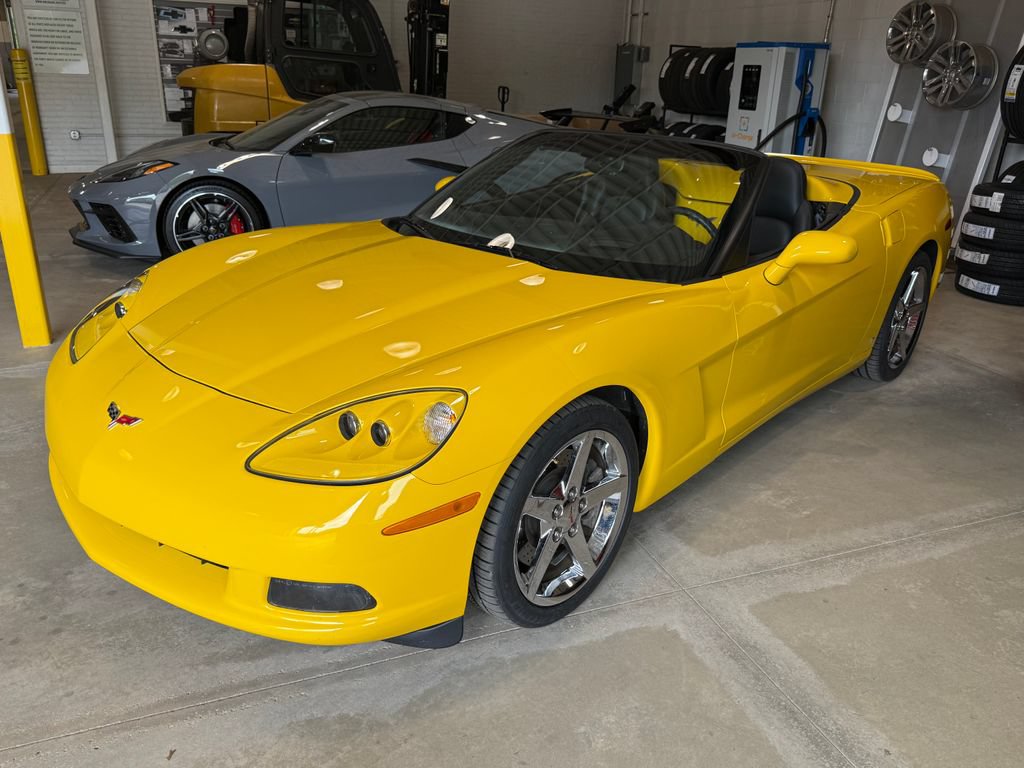 Used 2008 Chevrolet Corvette Convertible w/ Preferred Equipment Group RWD image 16