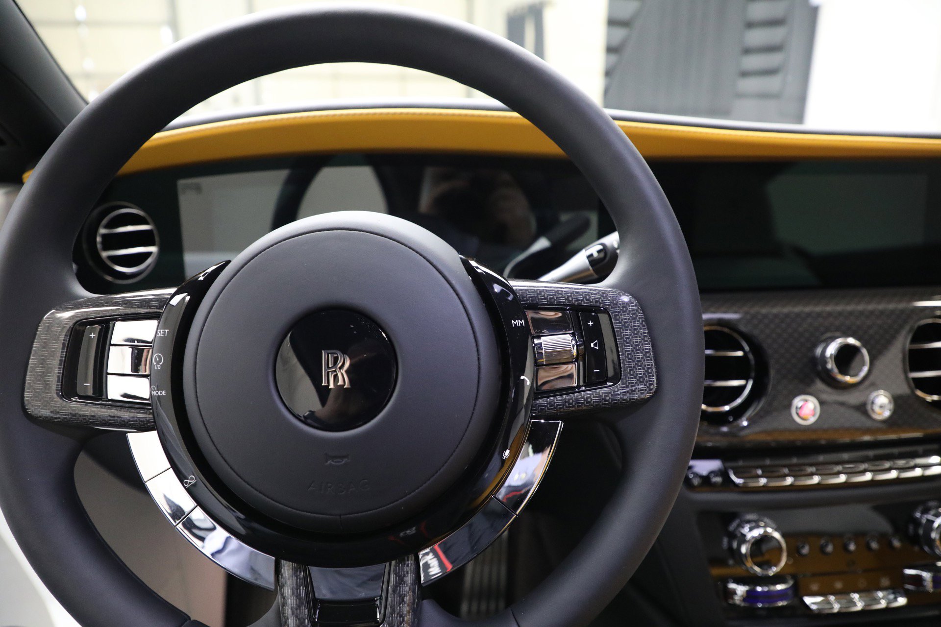 Certified 2025 Rolls-Royce Spectre Black Badge image 18