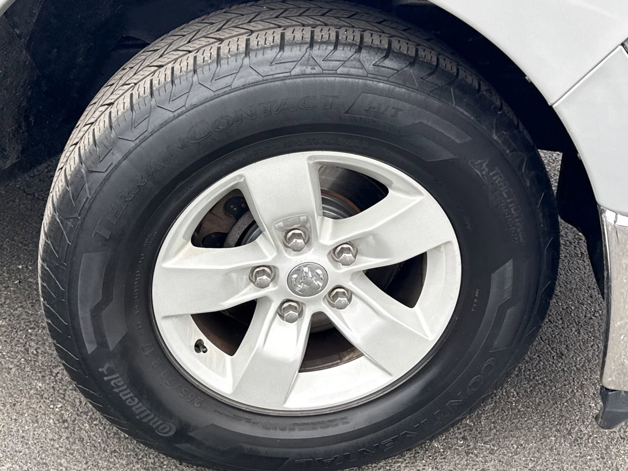 Used 2016 RAM 1500 Classic SLT image 9