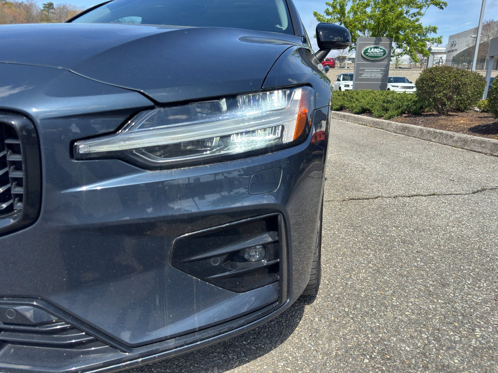 Used 2023 Volvo S60 B5 Plus w/ Climate Package image 3