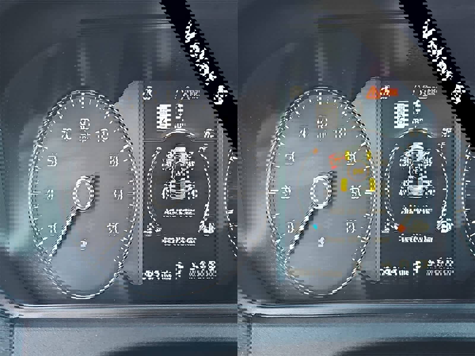 Used 2020 Land Rover Range Rover Velar S image 22