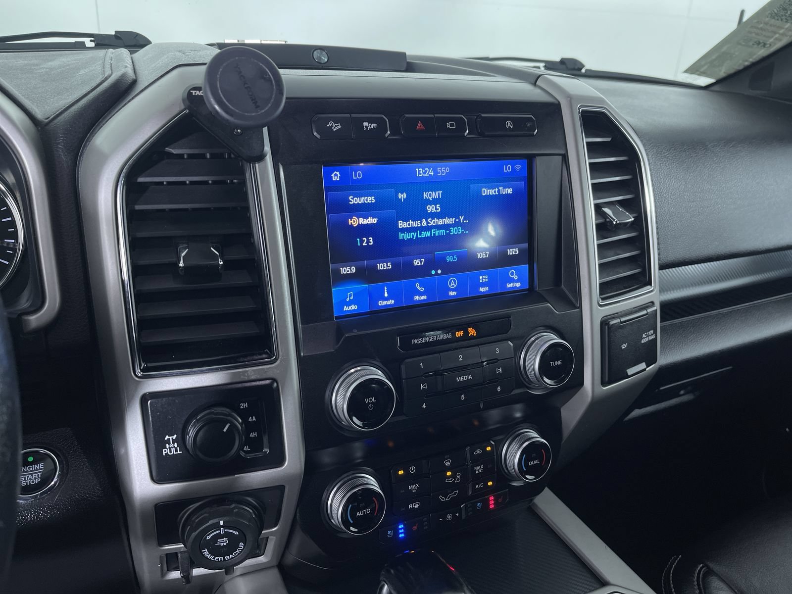 Used 2020 Ford F150 Lariat w/ Equipment Group 502A Luxury AWD/4WD image 18