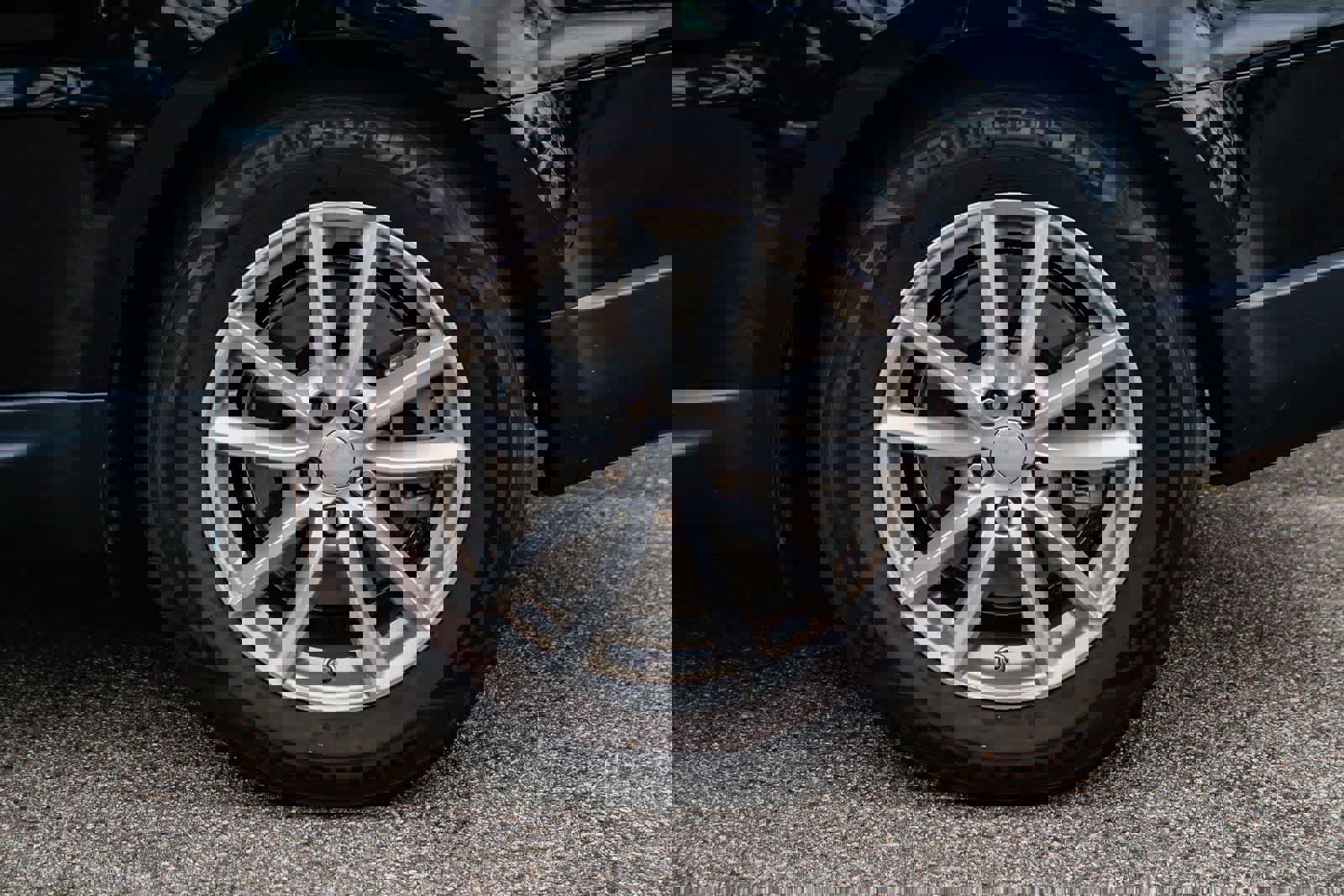 Used 2020 Land Rover Range Rover Sport SE image 8