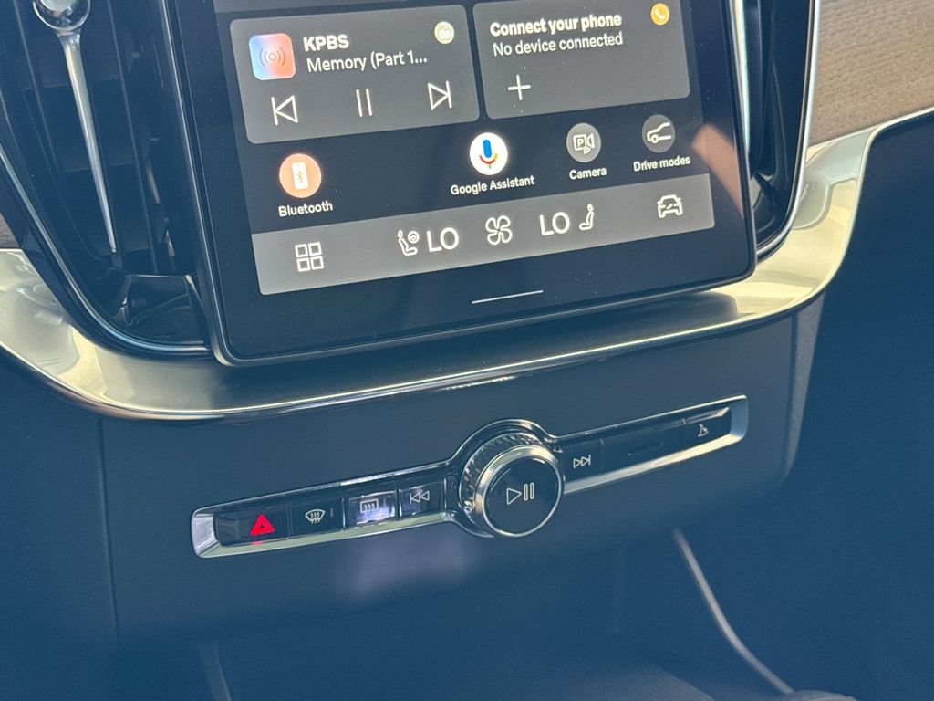 New 2026 Volvo XC90 B5 Plus AWD/4WD image 21
