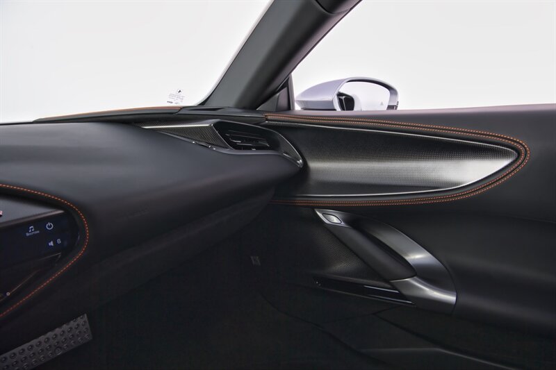 Used 2023 Ferrari SF90 Spider AWD/4WD image 23