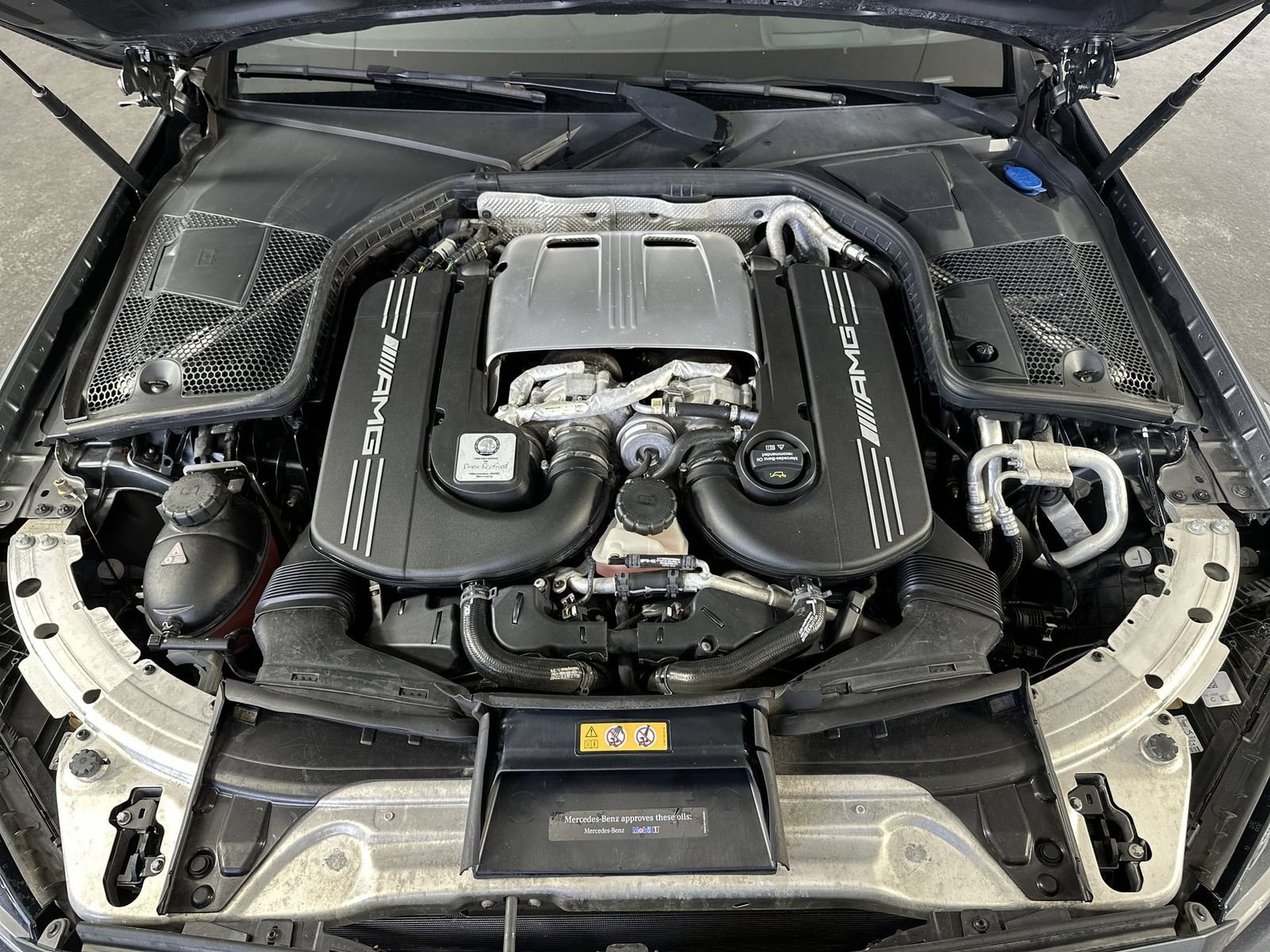 Used 2017 Mercedes-Benz C 63 AMG S image 28