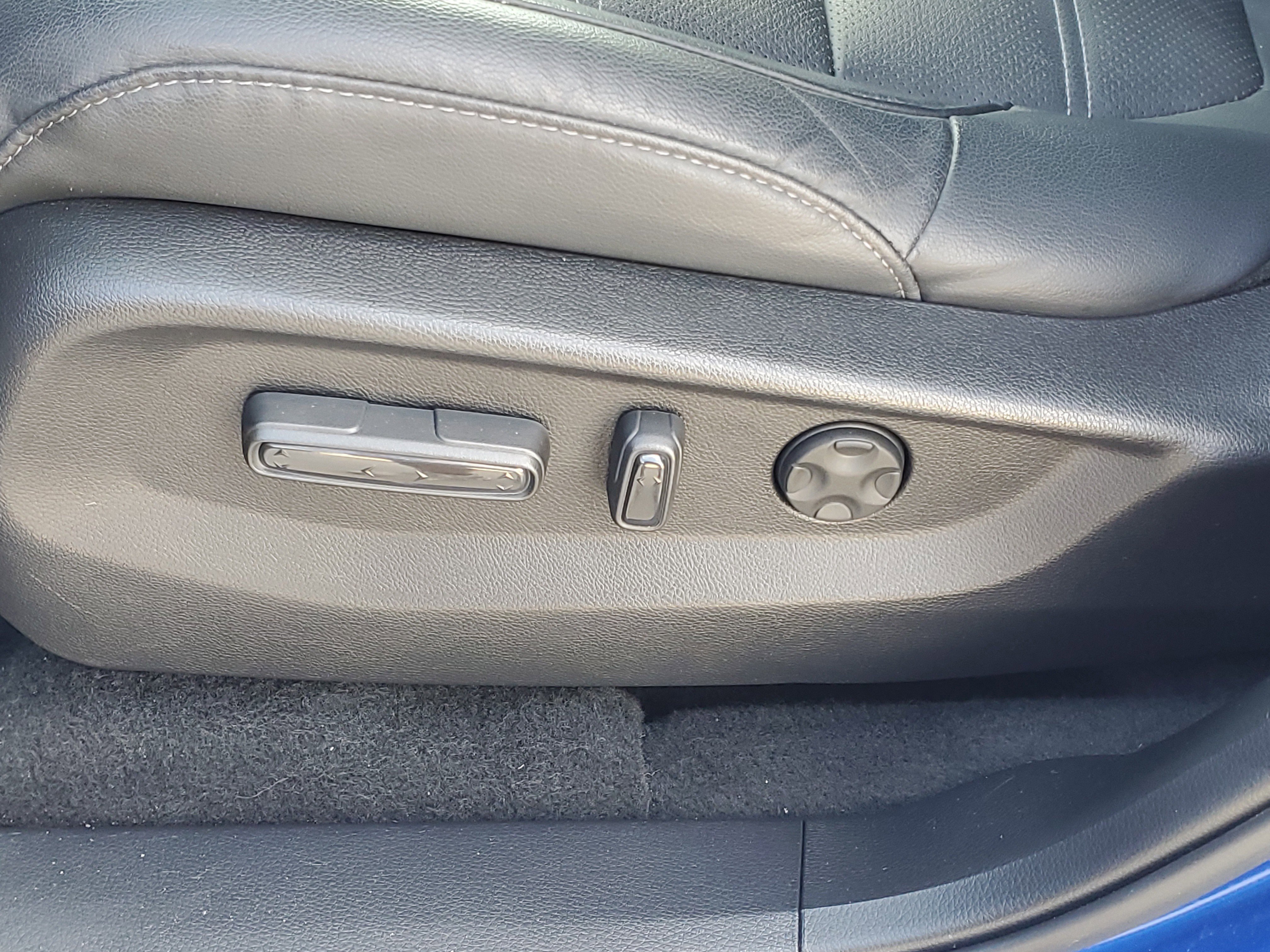 Used 2020 Honda CR-V Touring image 20
