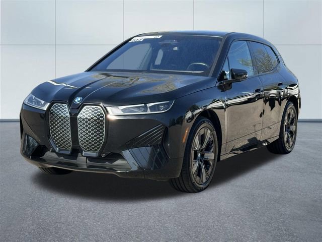 Certified 2024 BMW iX xDrive50 w/ Premium Package AWD/4WD image 11