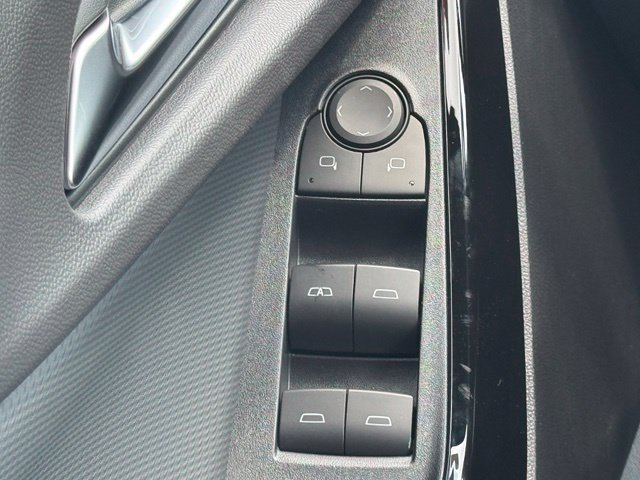 New 2027 Chevrolet Equinox LT AWD/4WD image 15