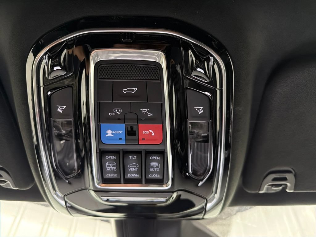 New 2026 Jeep Grand Wagoneer Summit AWD/4WD image 30