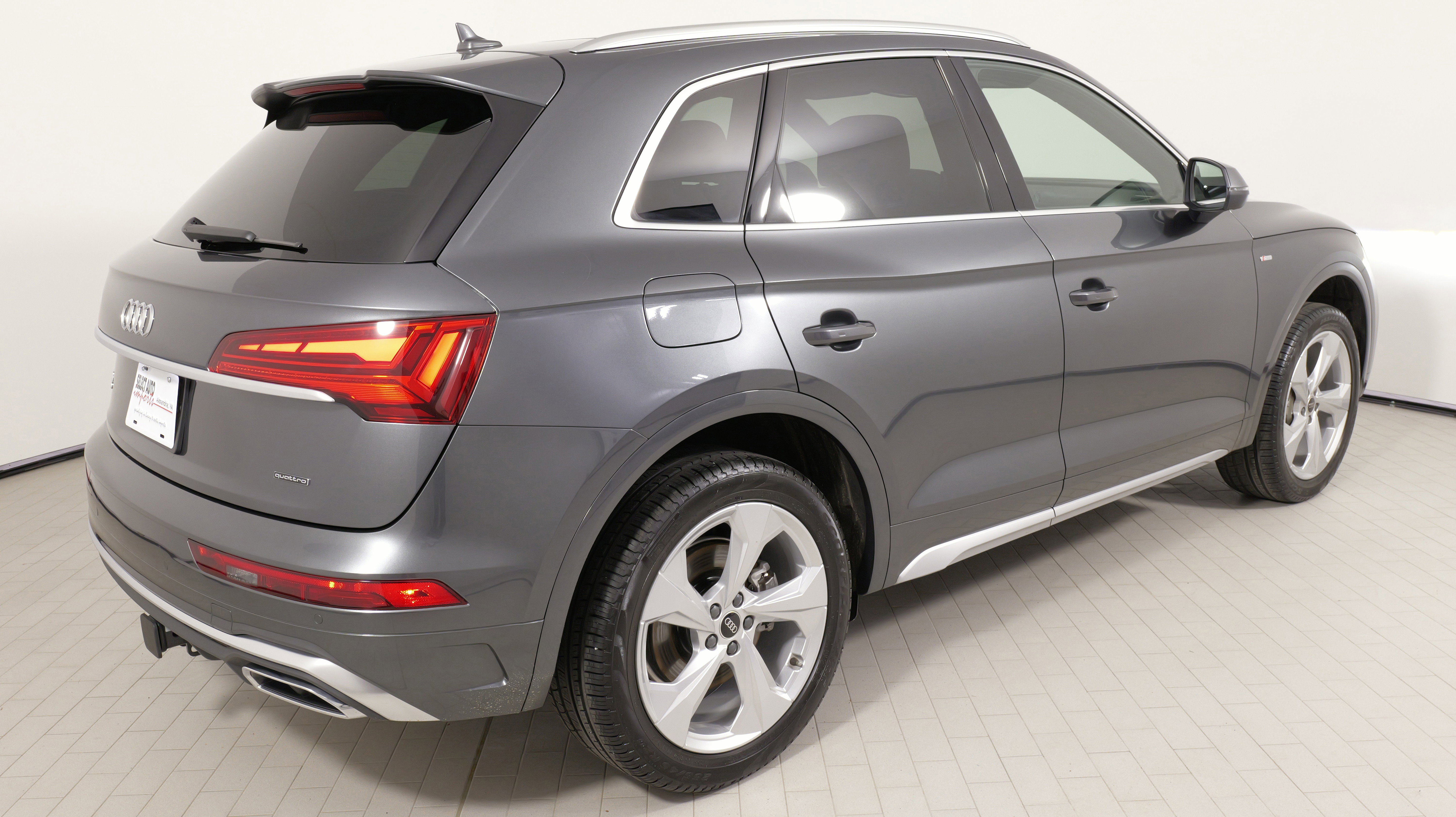 Used 2025 Audi Q5 2.0T Premium Plus image 9