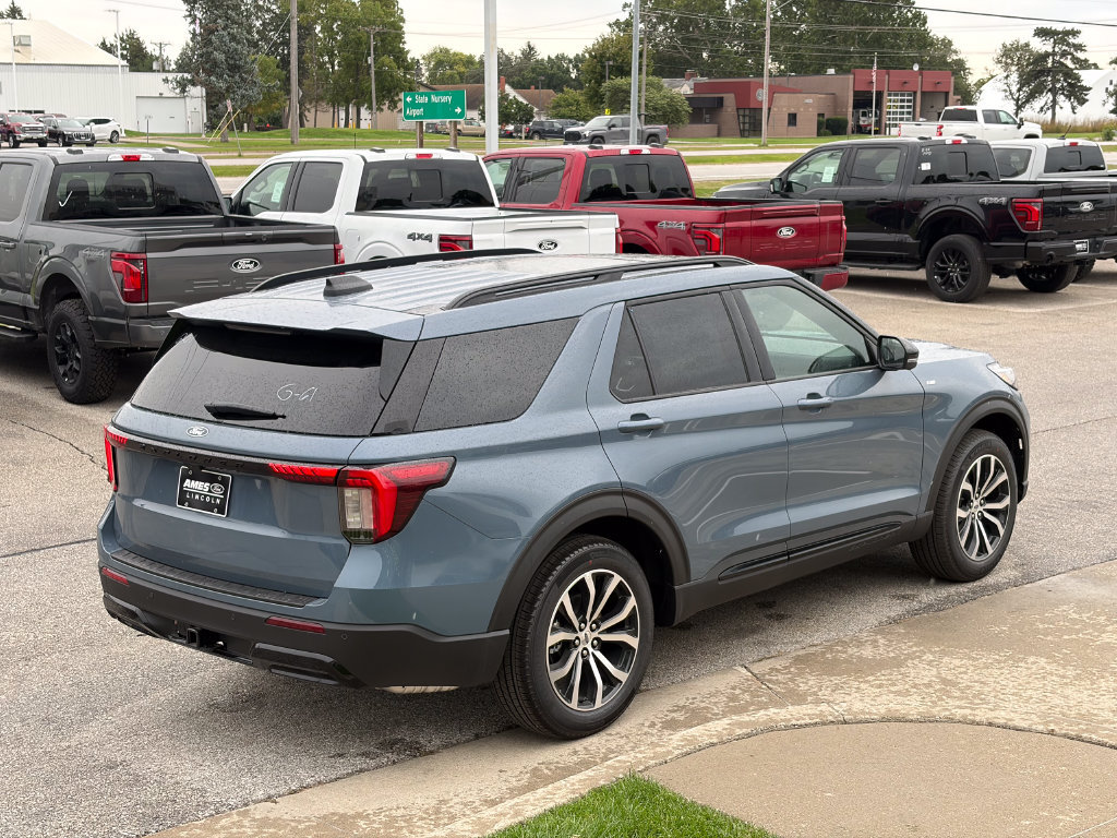 New 2027 Ford Explorer ST-Line AWD/4WD image 6