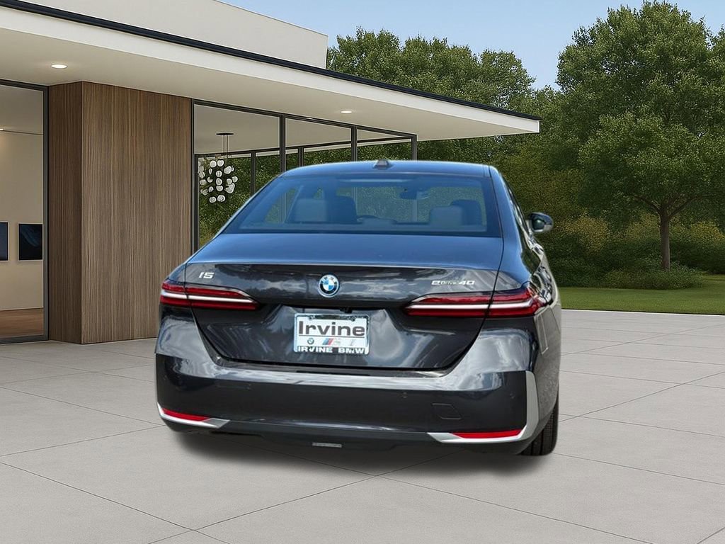 New 2026 BMW i5 eDrive40 w/ Premium Package image 9