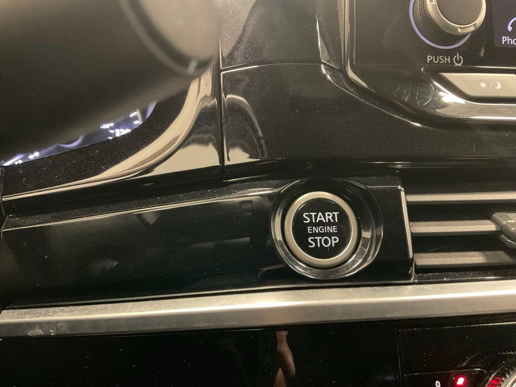 Used 2024 Nissan Pathfinder SV image 20