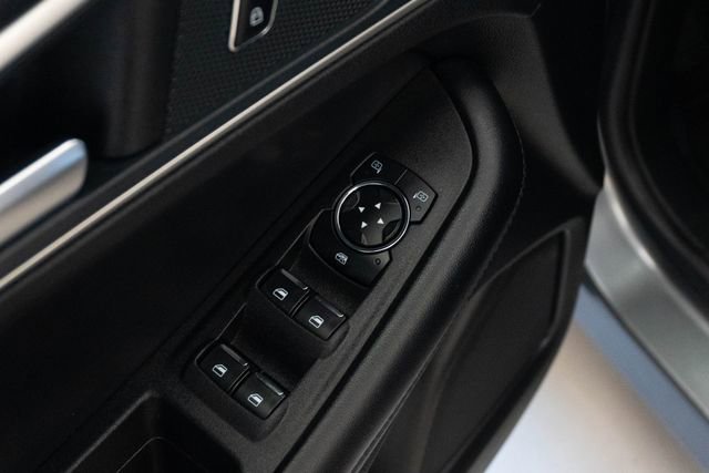 Used 2024 Ford Edge SEL image 15