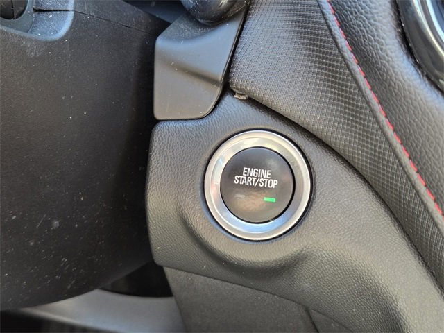 Certified 2022 Chevrolet Equinox RS w/ Infotainment Package image 36