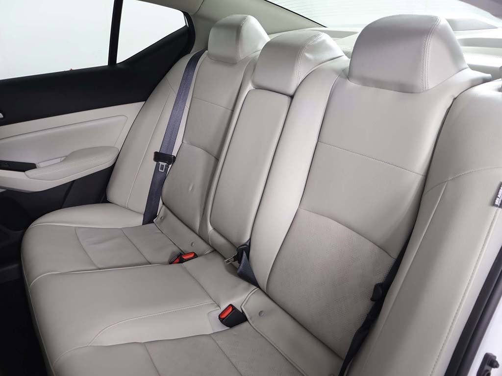 Used 2024 Nissan Altima 2.5 SL image 30