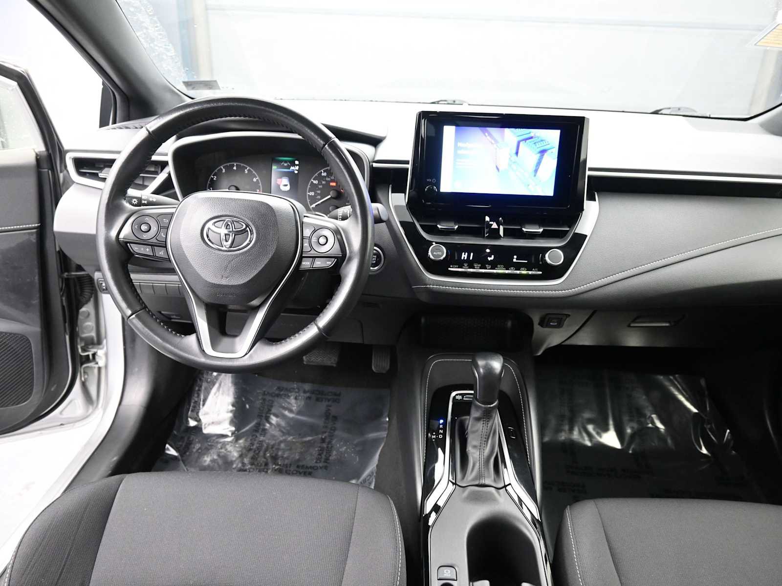 Used 2024 Toyota Corolla SE image 17