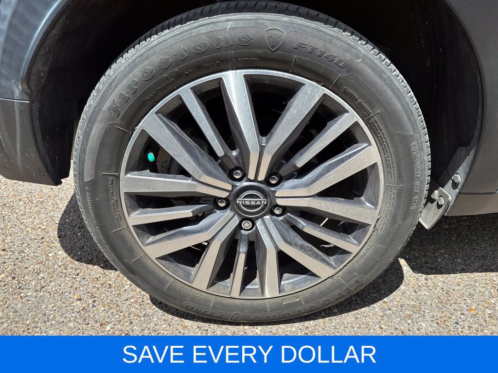 Used 2023 Nissan Kicks SR FWD image 19