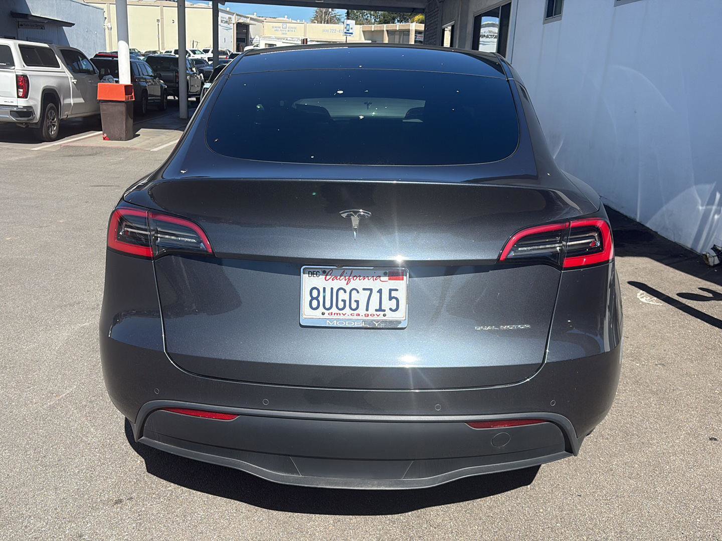 Used 2021 Tesla Model Y Long Range AWD/4WD image 3