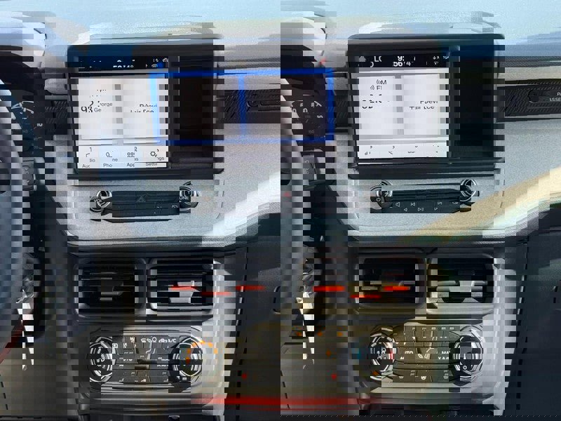 Used 2024 Ford Maverick XLT w/ XLT Luxury Package image 15