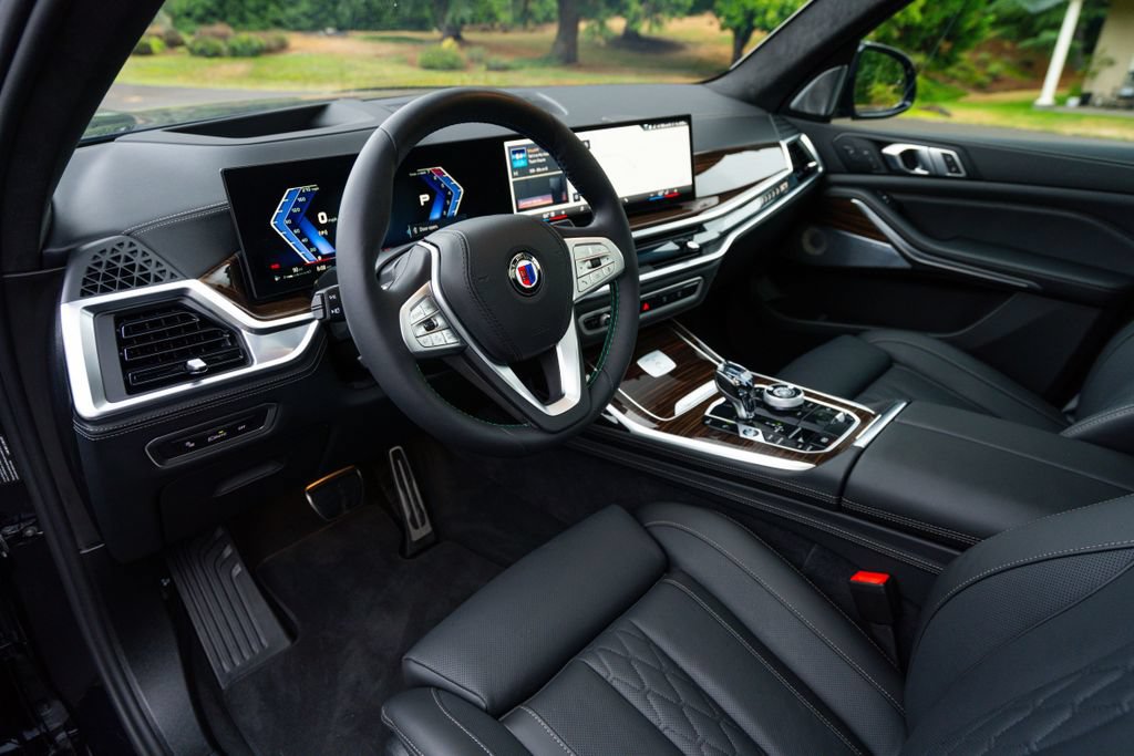 Used 2026 BMW ALPINA XB7 AWD/4WD image 6