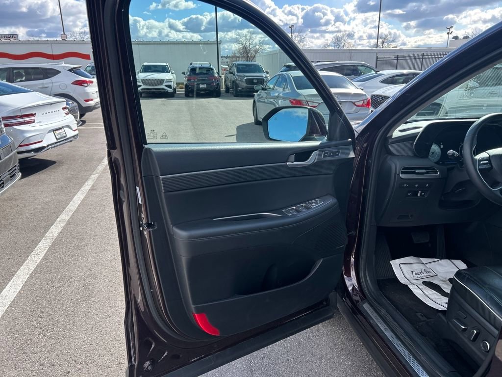 Used 2023 Hyundai Palisade Limited image 10