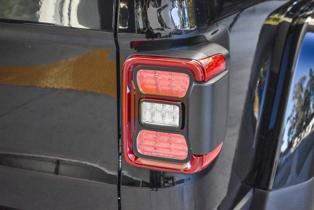 New 2026 Jeep Gladiator Mojave image 7