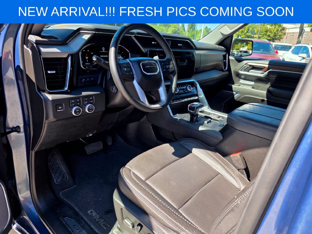 Used 2024 GMC Sierra 1500 Denali w/ Technology Package AWD/4WD image 7
