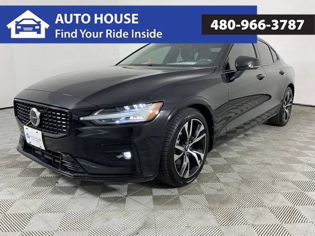 Used 2024 Volvo S60 B5 Core FWD image 1